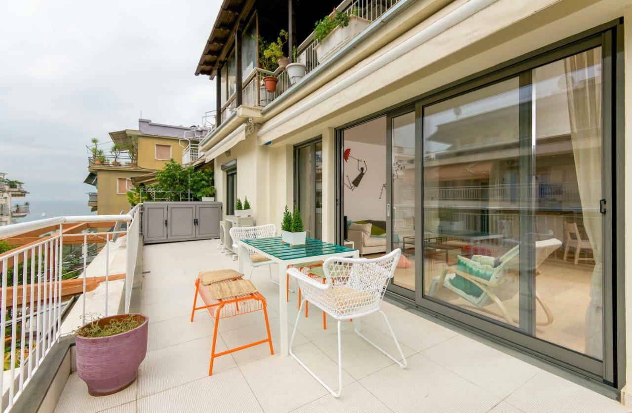 Stylish 3-Bedroom Apartment & Terrace 塞萨洛尼基 外观 照片