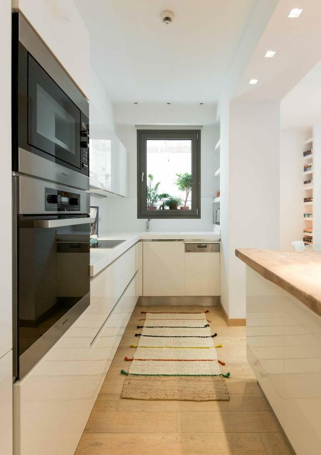 Stylish 3-Bedroom Apartment & Terrace 塞萨洛尼基 外观 照片