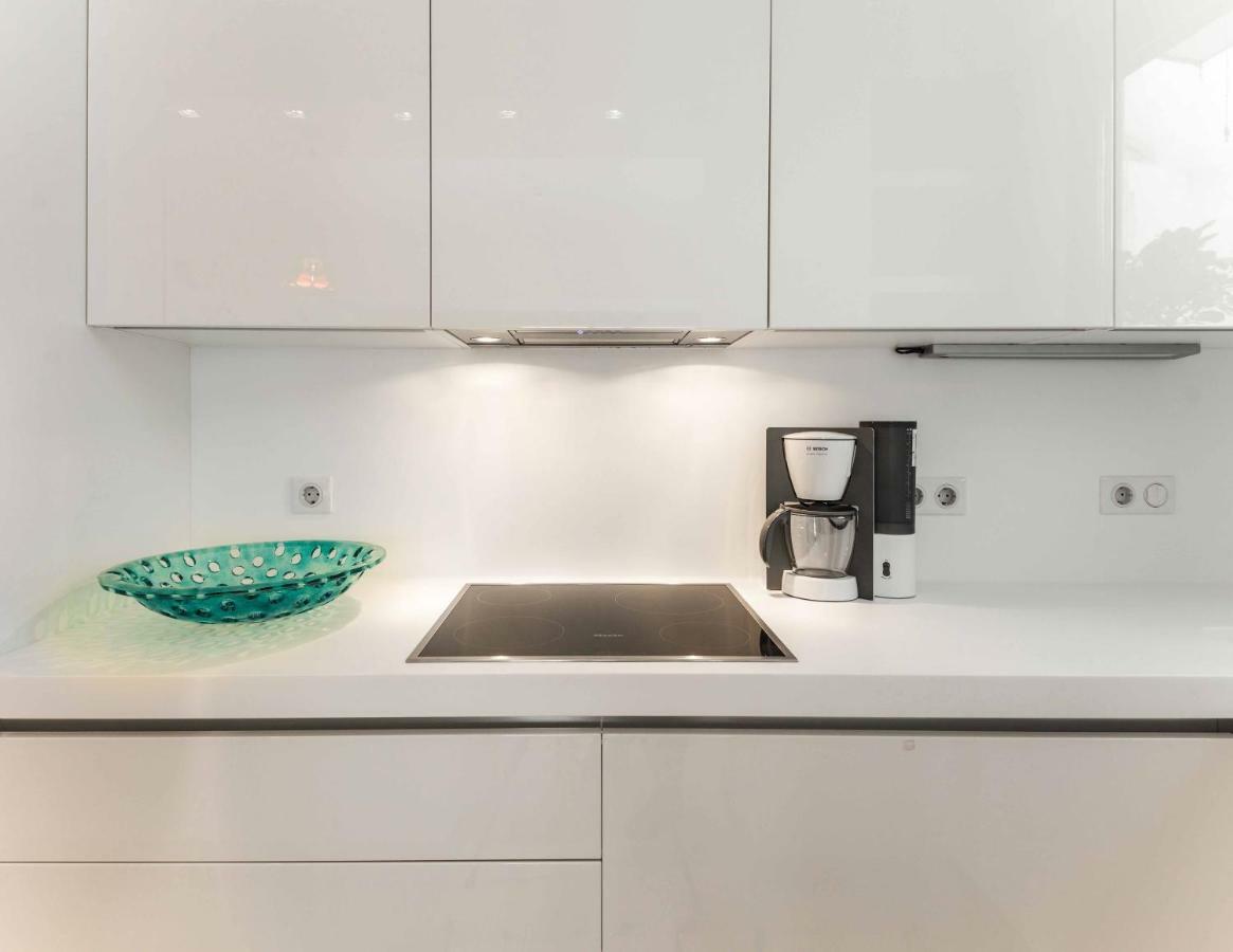 Stylish 3-Bedroom Apartment & Terrace 塞萨洛尼基 外观 照片