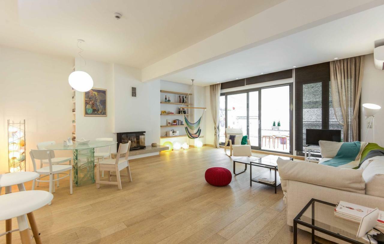 Stylish 3-Bedroom Apartment & Terrace 塞萨洛尼基 外观 照片