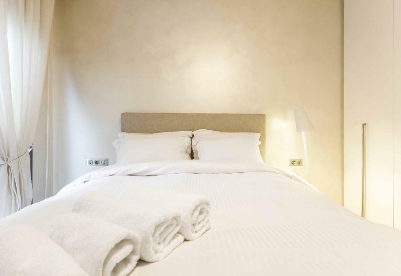 Stylish 3-Bedroom Apartment & Terrace 塞萨洛尼基 外观 照片