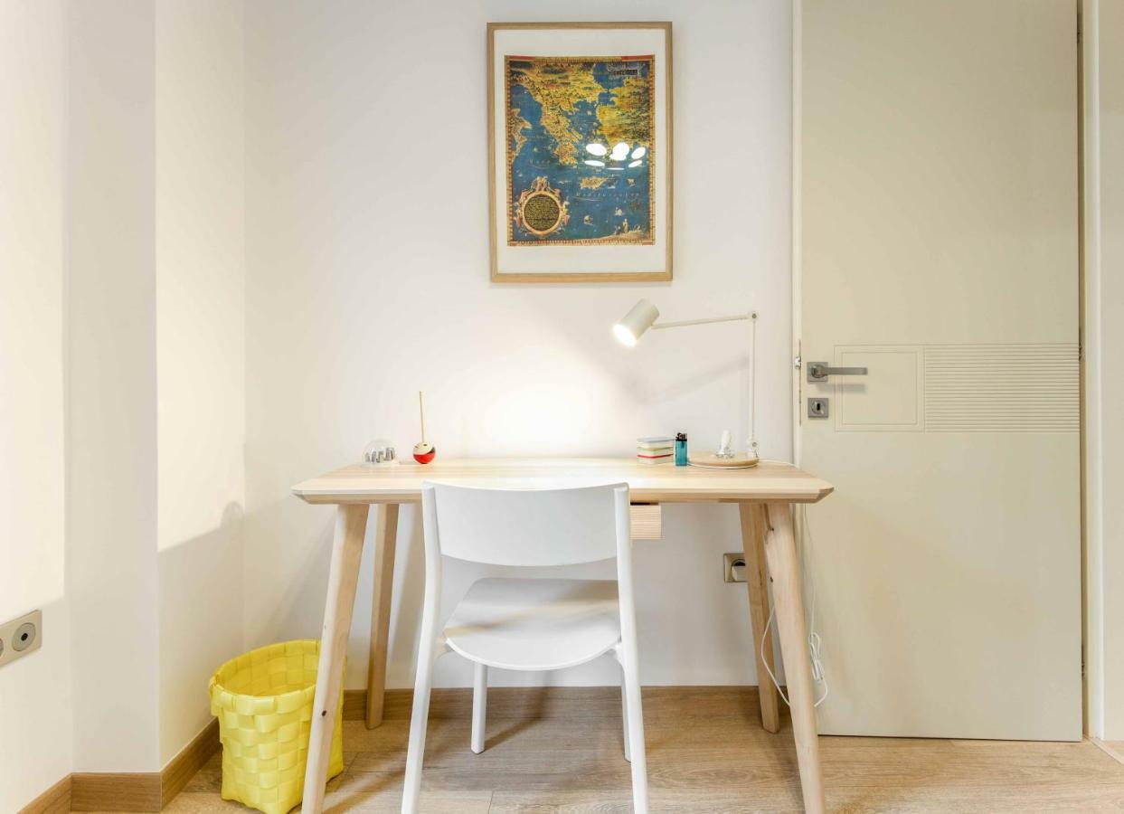 Stylish 3-Bedroom Apartment & Terrace 塞萨洛尼基 外观 照片